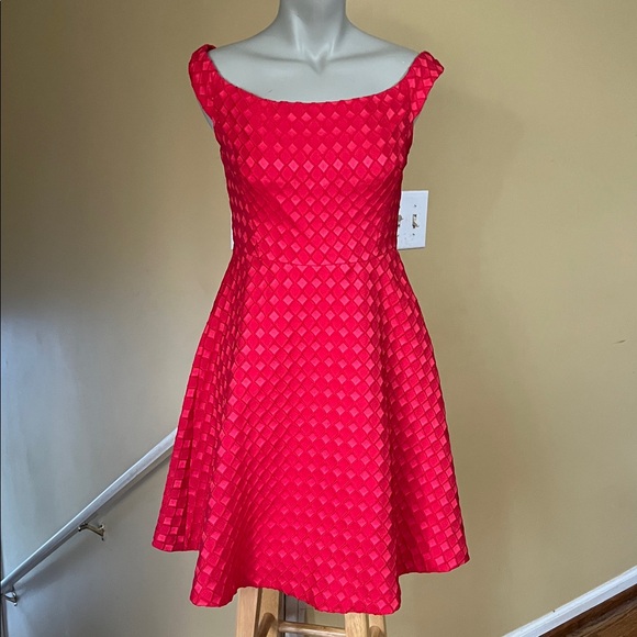 Anthropologie Moulinette Soeurs Short Sleeve Red Dress Size 8P - Picture 10 of 13